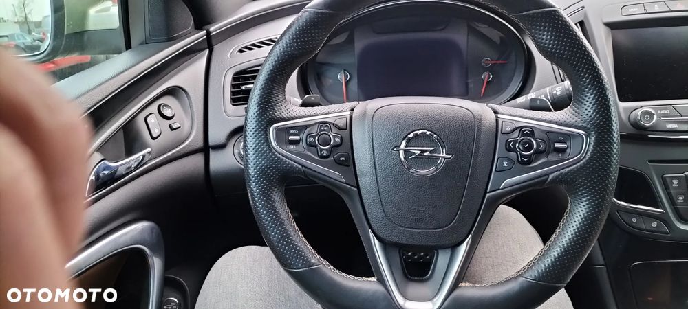 Opel Insignia CT 2.0 T 4x4 EU6 - 12