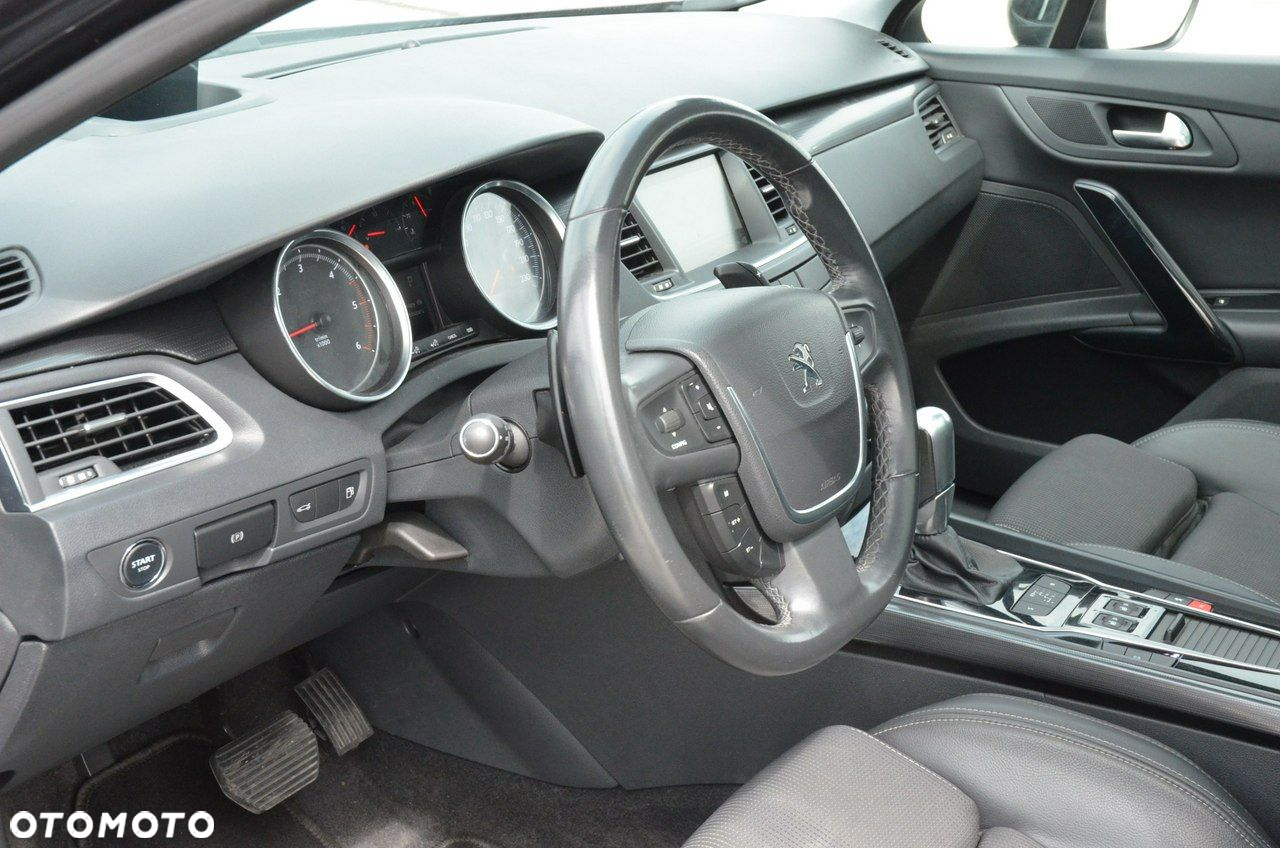 Peugeot 508 RXH BlueHDi 180 EAT6 Stop&Start - 23