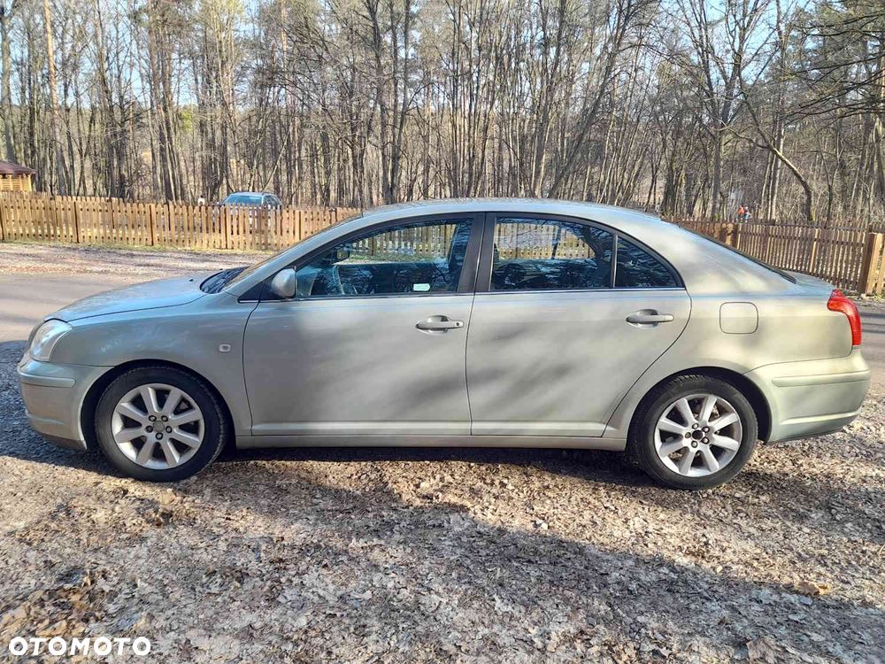 Toyota Avensis 2.0 VVT-i Sol plus - 4