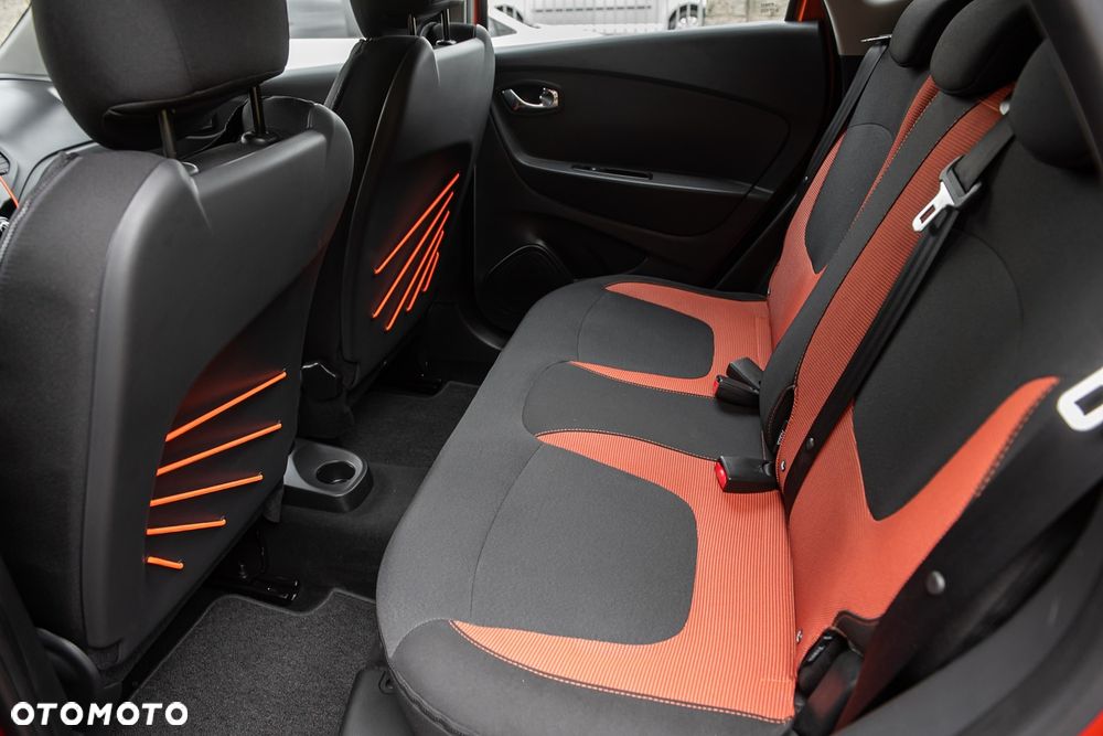 Renault Captur (ENERGY) TCe 90 BOSE EDITION - 20