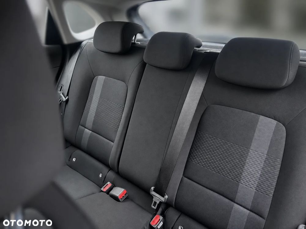 Hyundai i20 1.0 T-GDi Modern DCT - 17