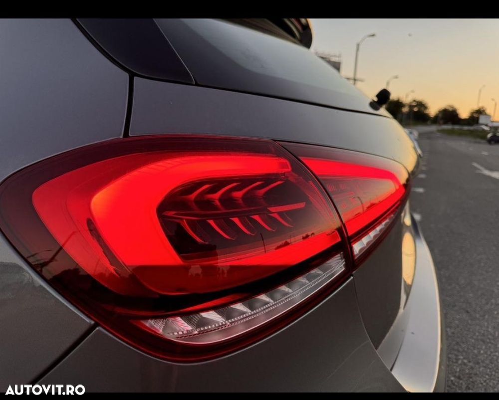 Mercedes-Benz A - 4