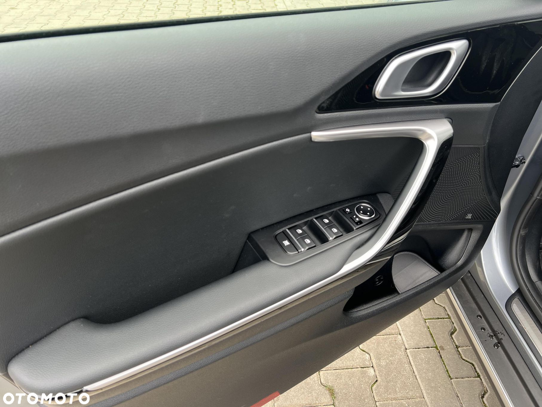 Kia XCeed - 12