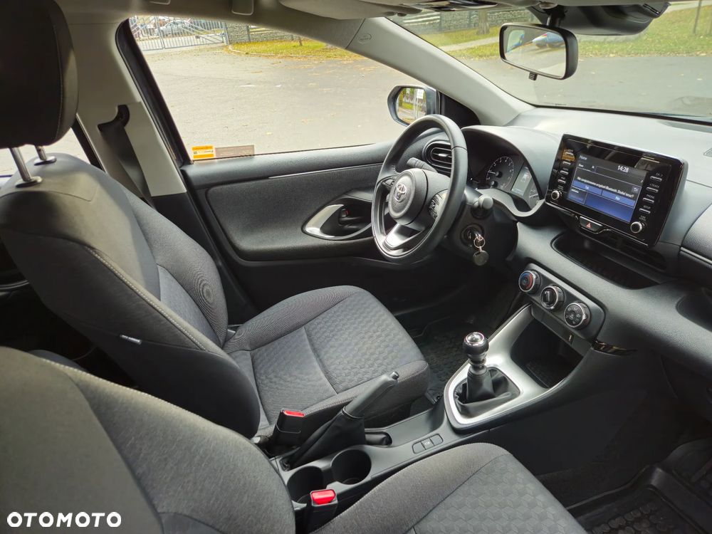 Toyota Yaris 1.5 Comfort - 12