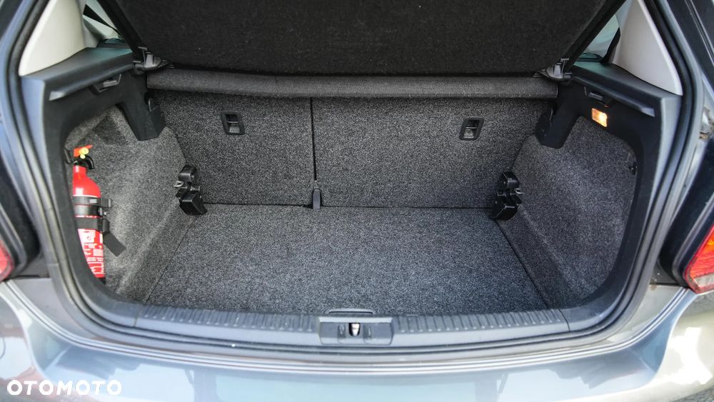 Volkswagen Polo 1.6 TDI Highline - 32