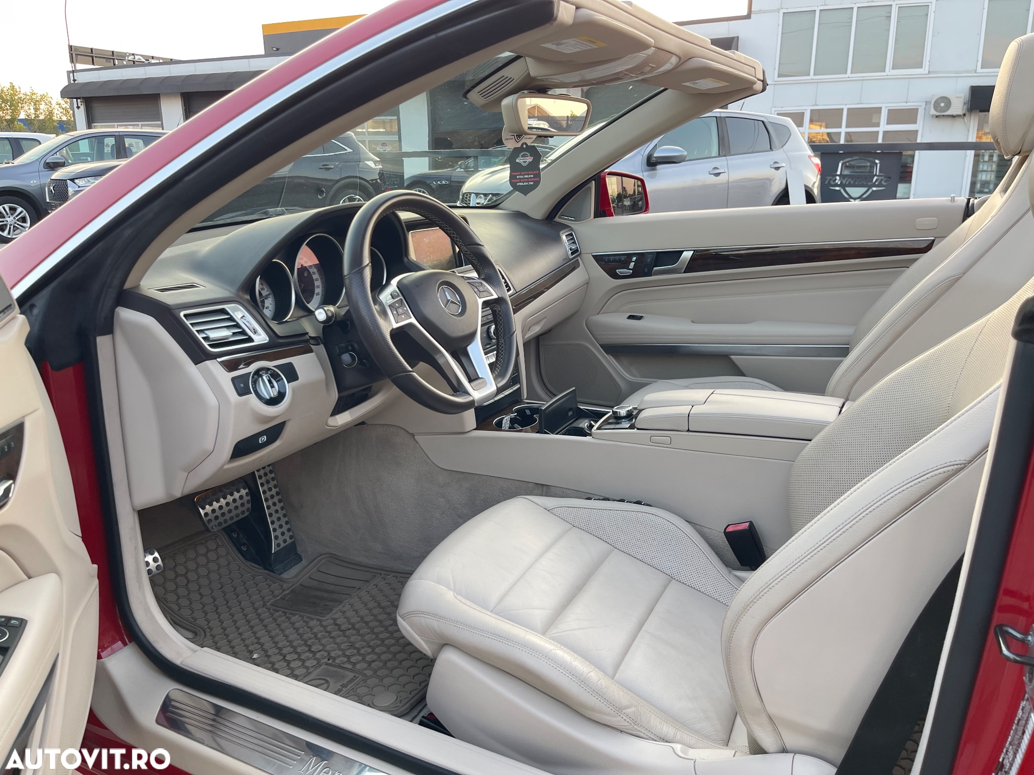 Mercedes-Benz E 400 Cabrio 7G-TRONIC - 16