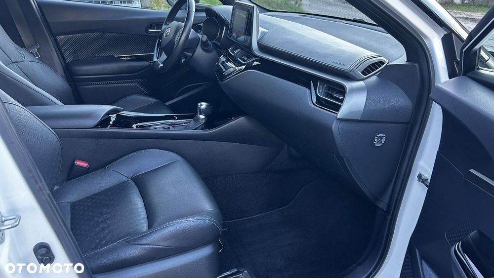 Toyota C-HR - 9