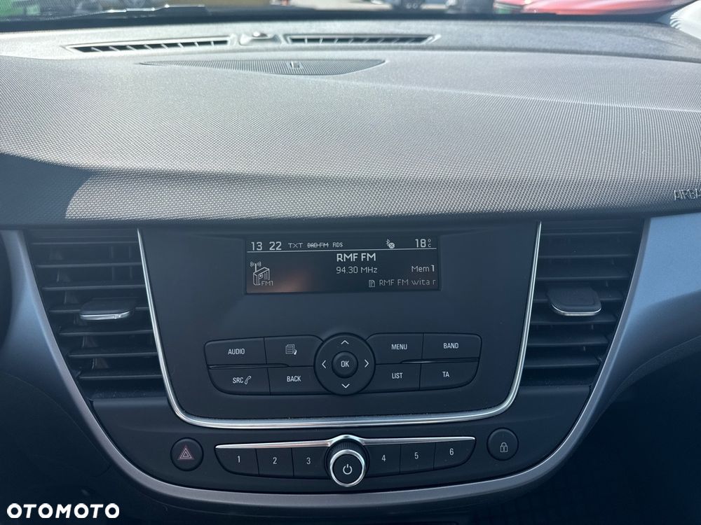 Opel Crossland X - 18