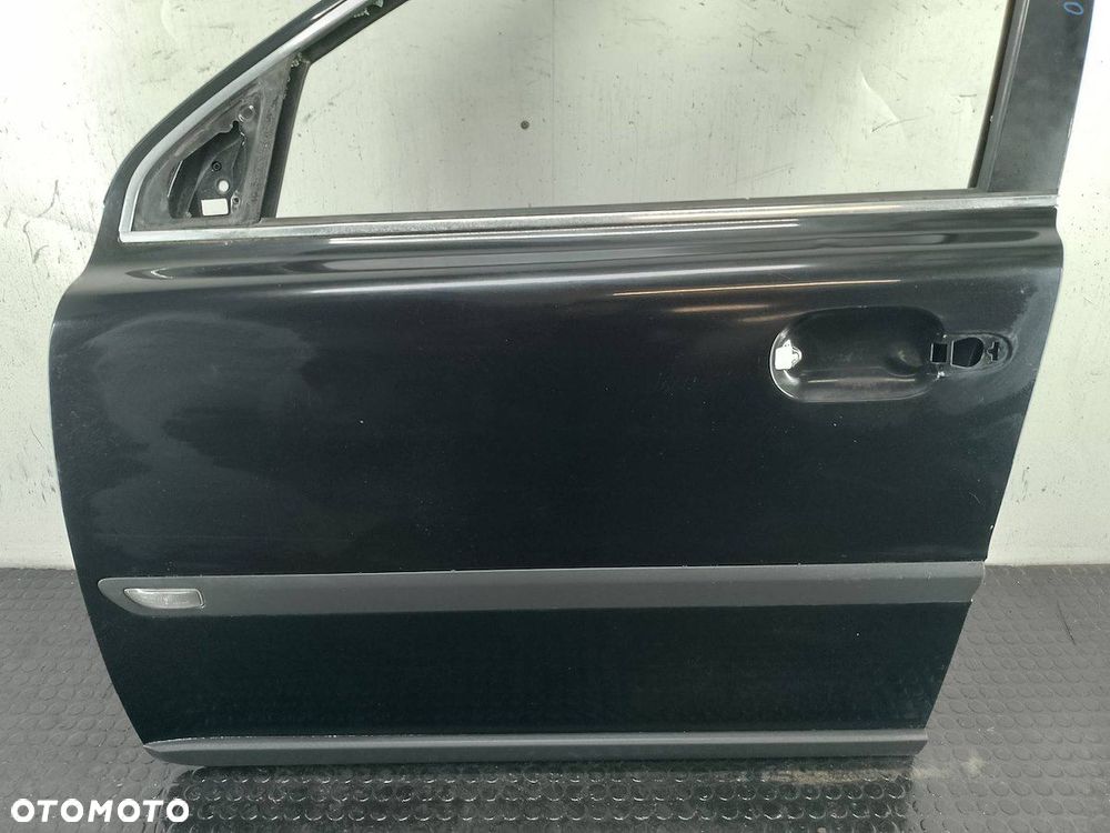 DRZWI PRZÓD LEWY  VOLVO XC90 ( 02-14 ) 452-26 - 2