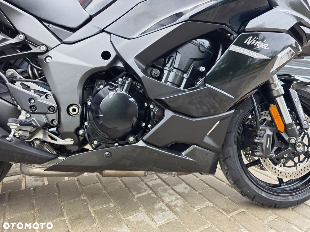 Kawasaki Ninja 1000 SX - 21