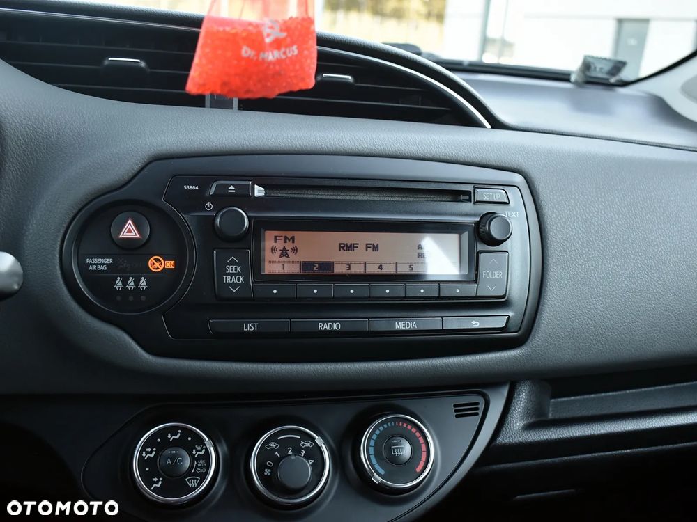 Toyota Yaris 1.0 Active EU6 - 22
