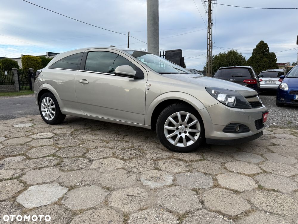 Opel Astra III GTC 1.6 111 - 5