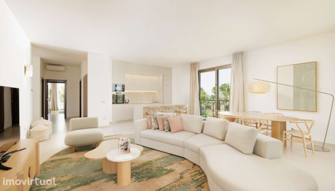 Apartamento T1+1 à venda com acesso direto à praia dos Salgados, Alg - Grande imagem: 2/28