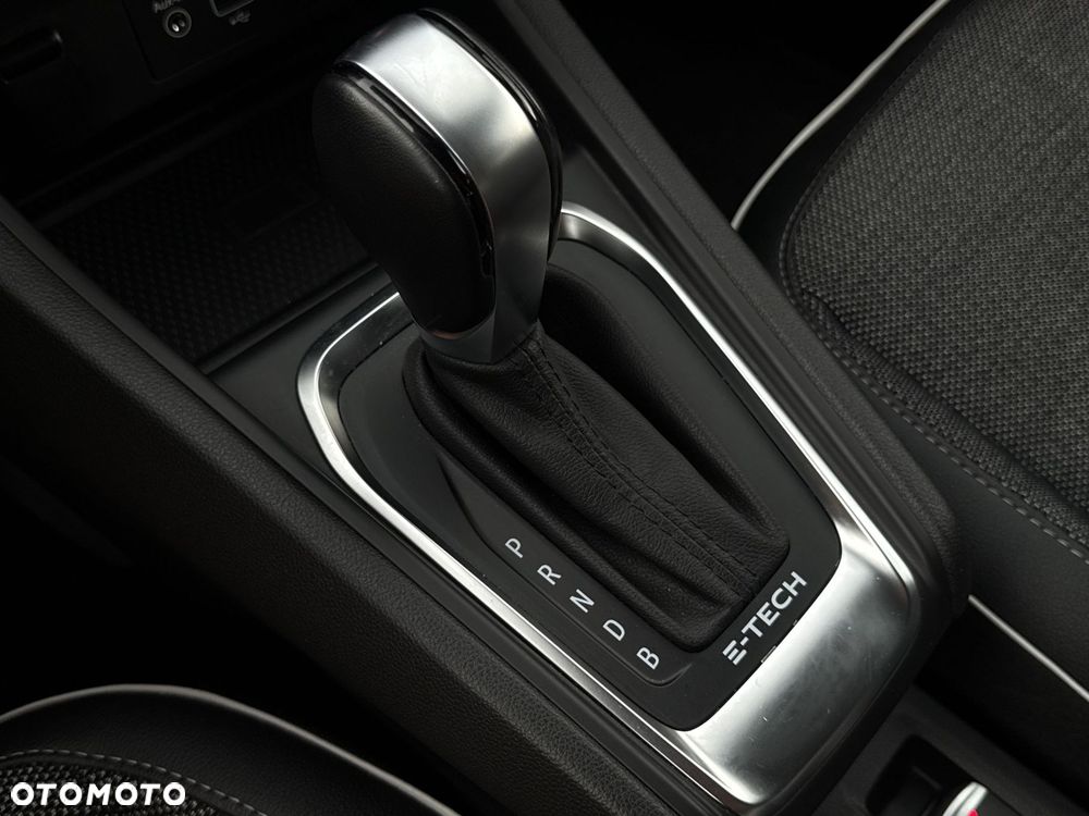 Renault Captur - 32