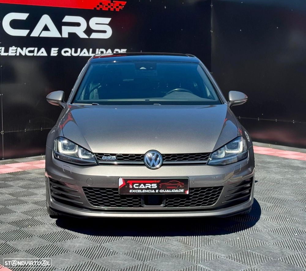 VW Golf - 2