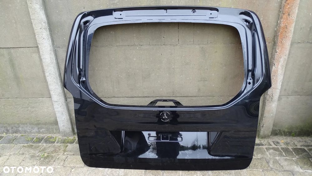 MERCEDES V-KLASA W447 - klapa tylna - 1