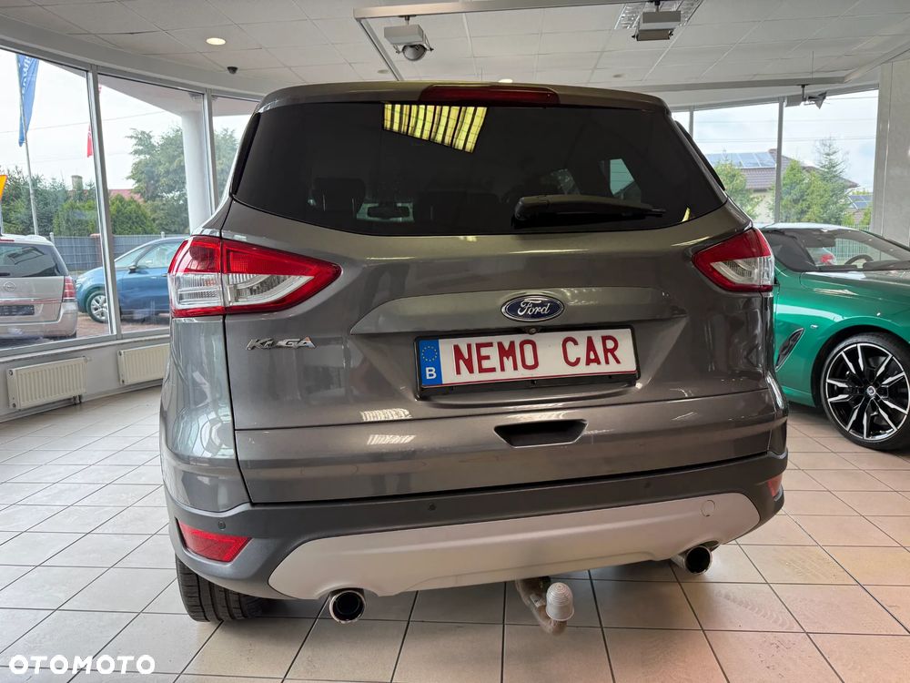 Ford Kuga 2.0 TDCi 2x4 Titanium - 6