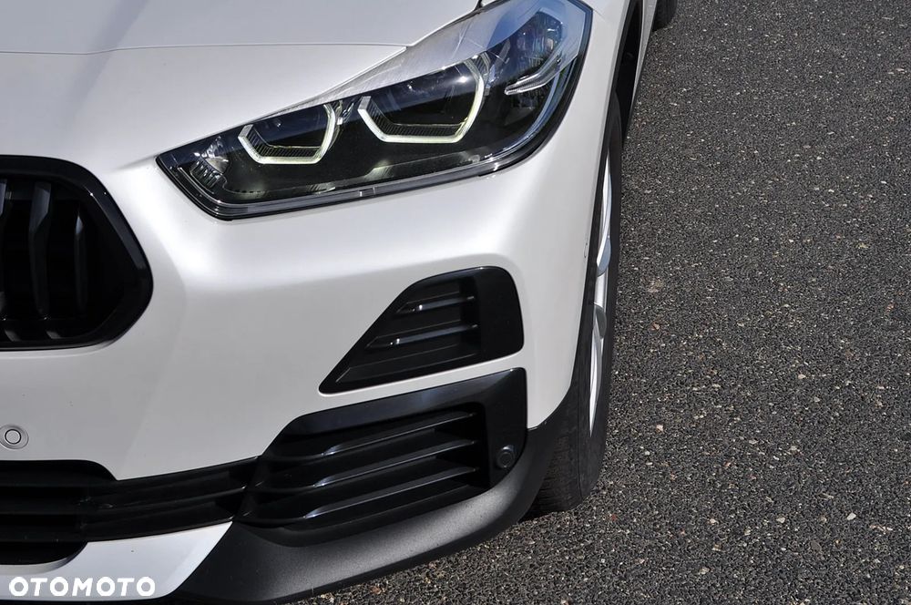 BMW X2 sDrive16d - 10