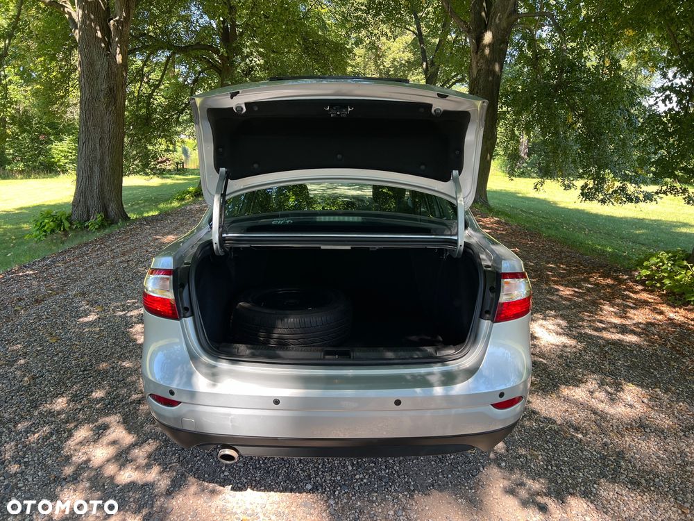 Renault Fluence 1.6 16V Expression - 6