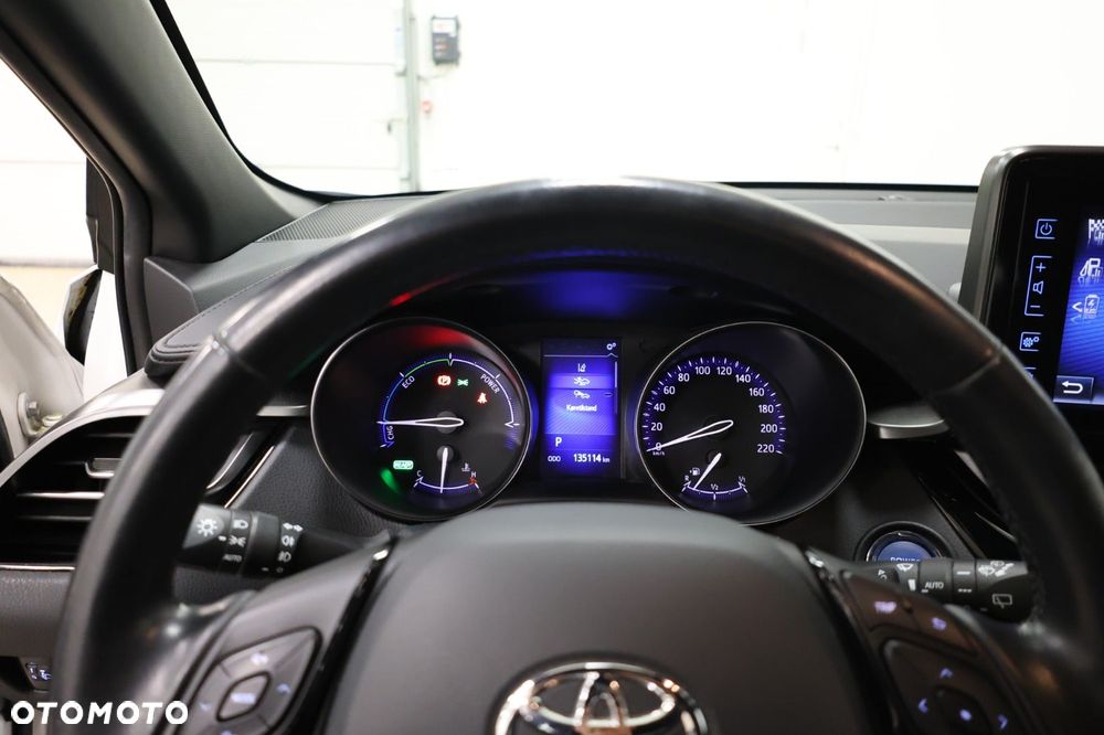 Toyota C-HR Style Selection - 4