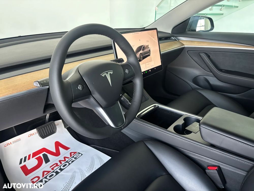 Tesla Model 3 Langstreckenbatterie Allradantrieb Dual Motor - 12