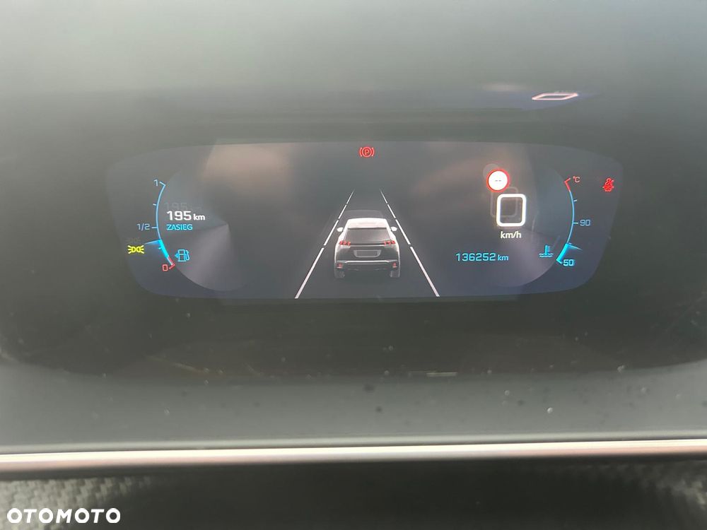 Peugeot 2008 1.2 PureTech Active Pack S&S - 29