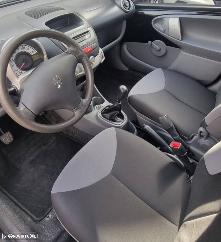 Peugeot 107 1.0 Urban - 4