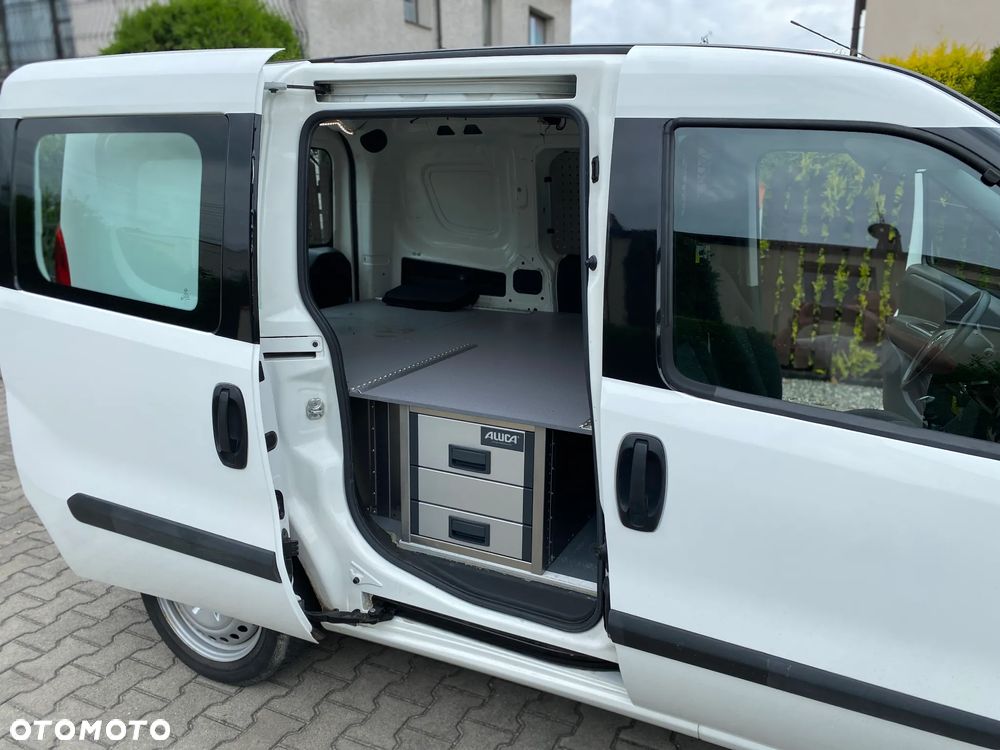 Opel COMBO - 9