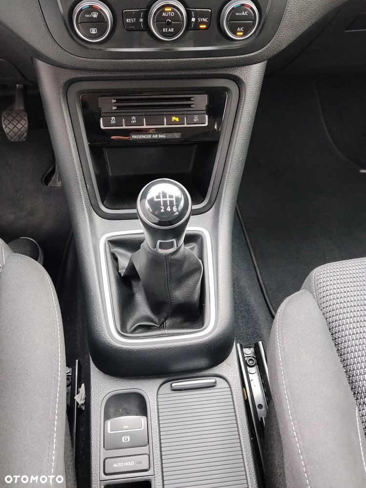 Volkswagen Sharan 2.0 TDI BMT Comfortline - 30