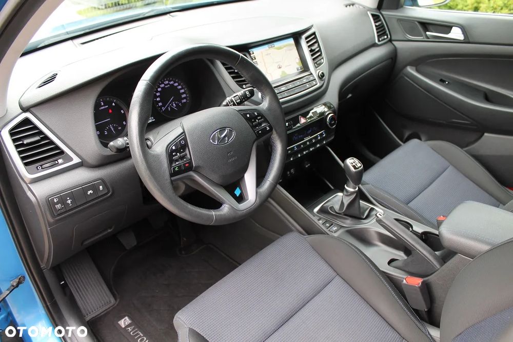 Hyundai Tucson 1.7 CRDI BlueDrive Style 2WD - 23