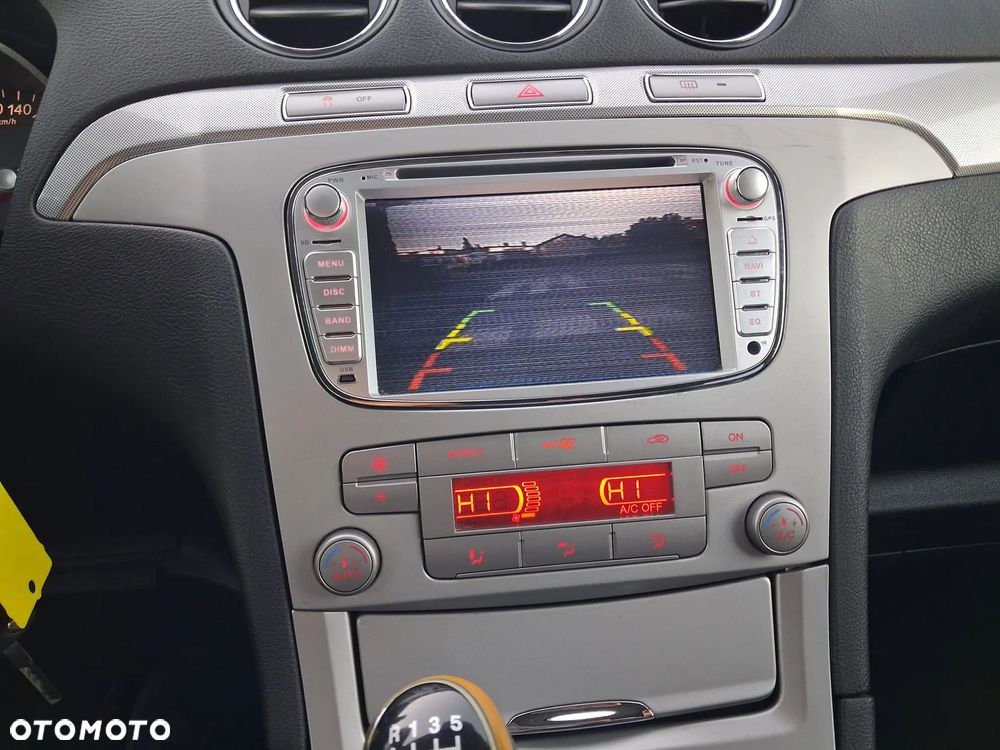 Ford Galaxy - 21