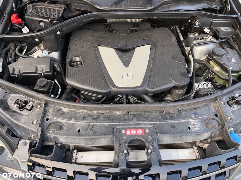 Mercedes-Benz ML 350 BlueTEC 4Matic 7G-TRONIC DPF Grand Edition - 9