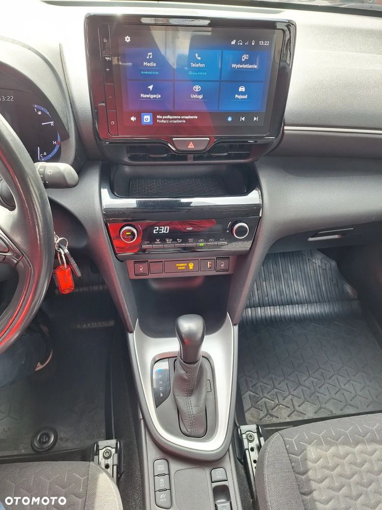 Toyota Yaris Cross - 19