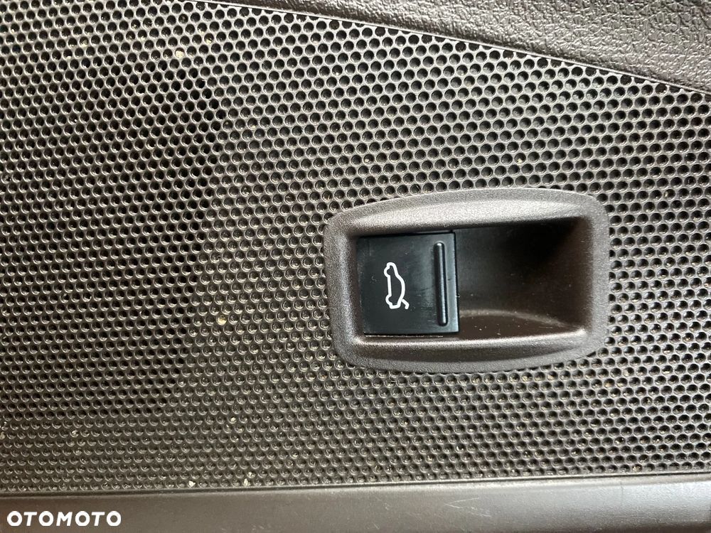 Volkswagen Passat 2.0 TDI Comfortline - 33