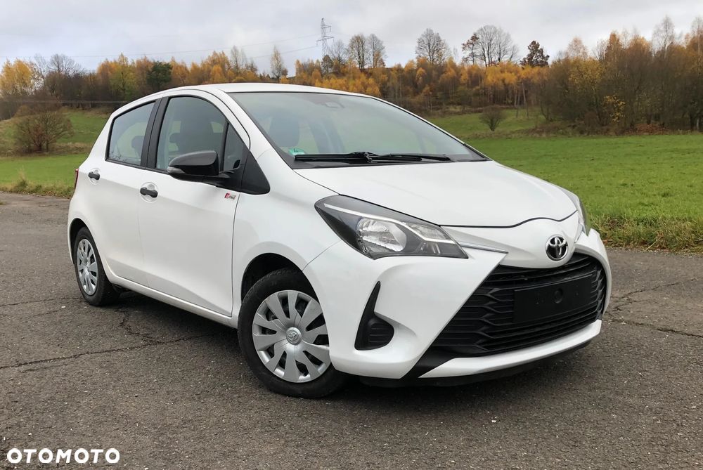 Toyota Yaris - 1