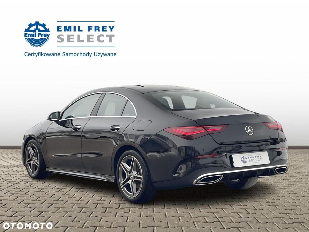 Mercedes-Benz CLA - 4