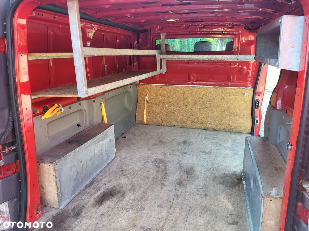 Renault Trafic - 18