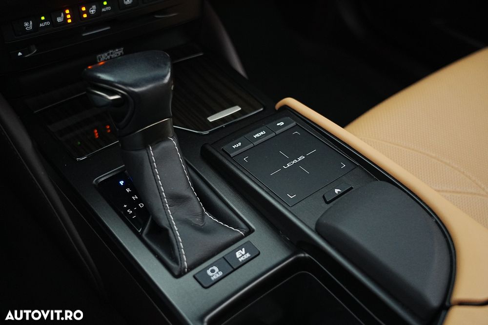 Lexus Seria ES 300h Style Edition - 25