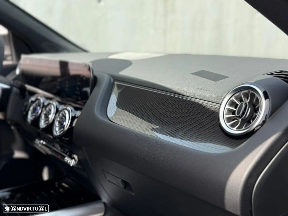 Mercedes-Benz GLA 250 e AMG Line - 18