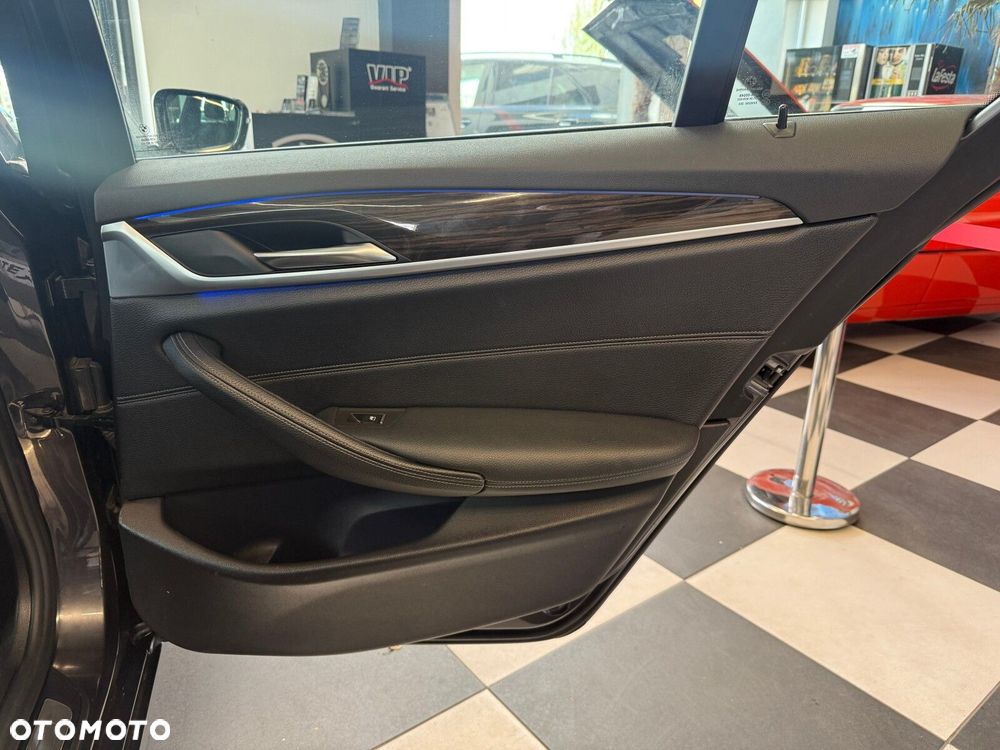 BMW Seria 5 - 14