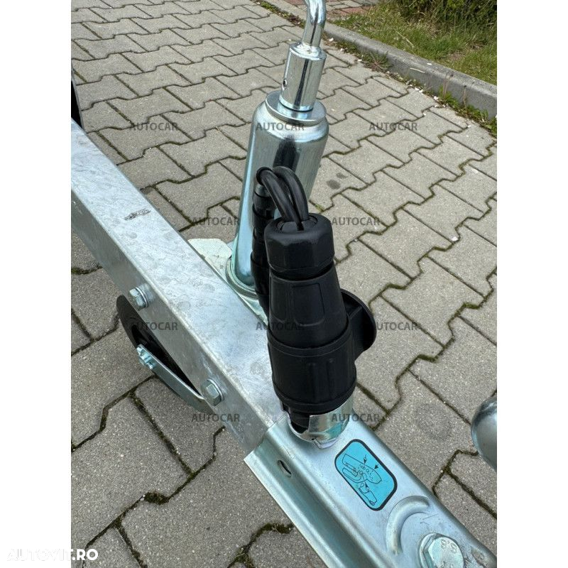 Autocar Transport ambacatiuni Peridoc cu o singura axa P750-5.6 lux - 10