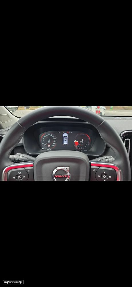 Volvo XC 40 1.5 T4 PHEV Plus Dark - 39