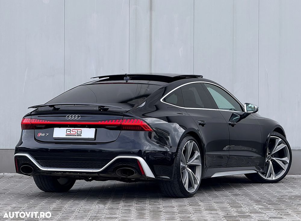 Audi RS7 - 8