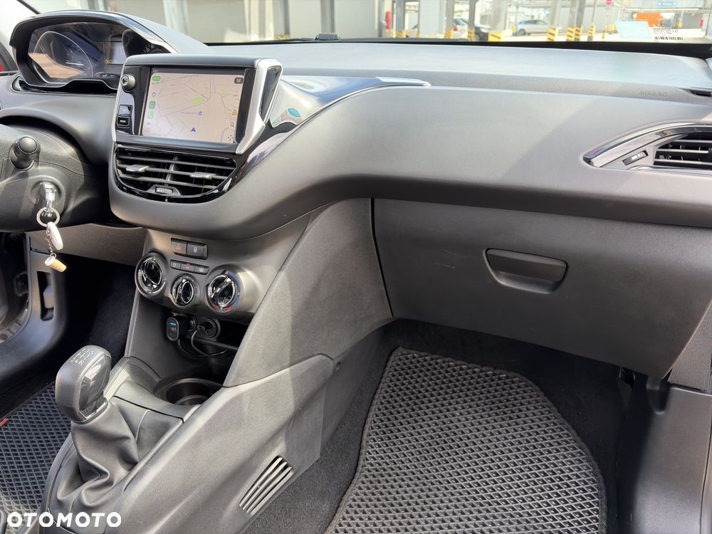 Peugeot 208 PureTech 82 Start & Stop Active - 12