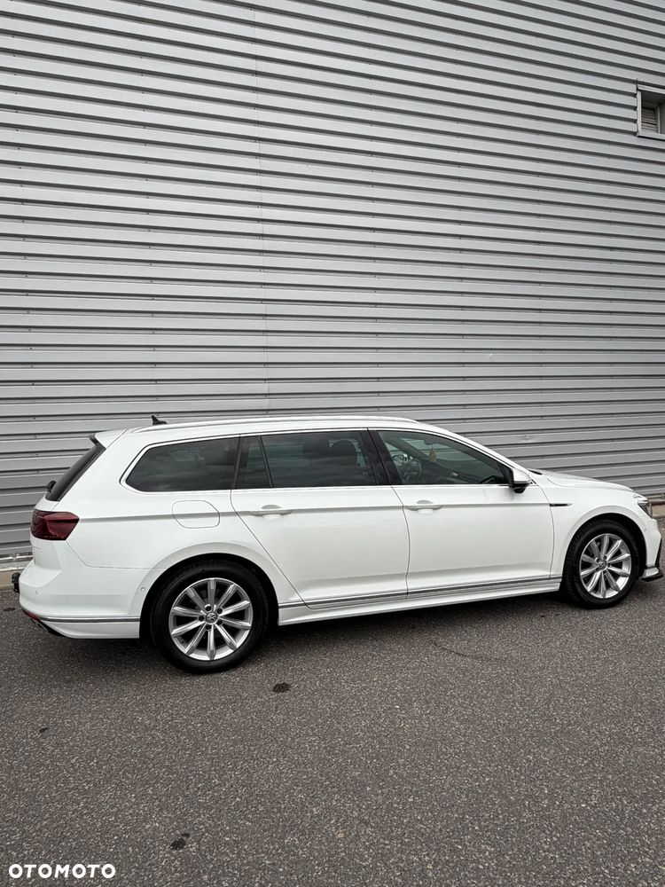 Volkswagen Passat Variant 1.6 TDI (BlueMotion Technology) DSG Trendline - 10