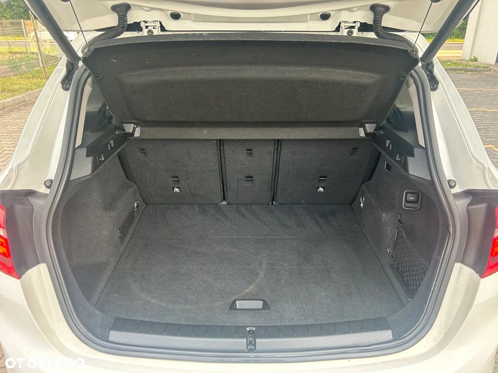 BMW Seria 2 218d Luxury Line sport - 30