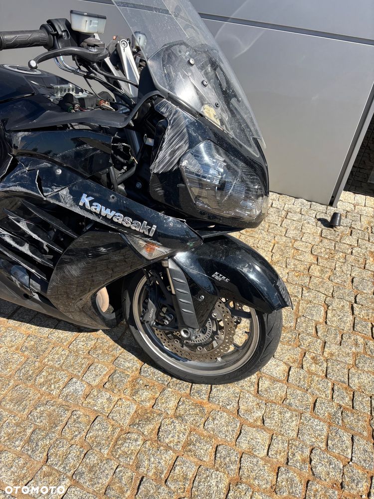 Kawasaki GTR - 5