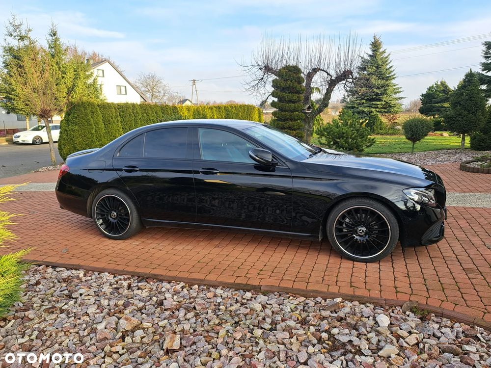 Mercedes-Benz Klasa E 200 d - 4