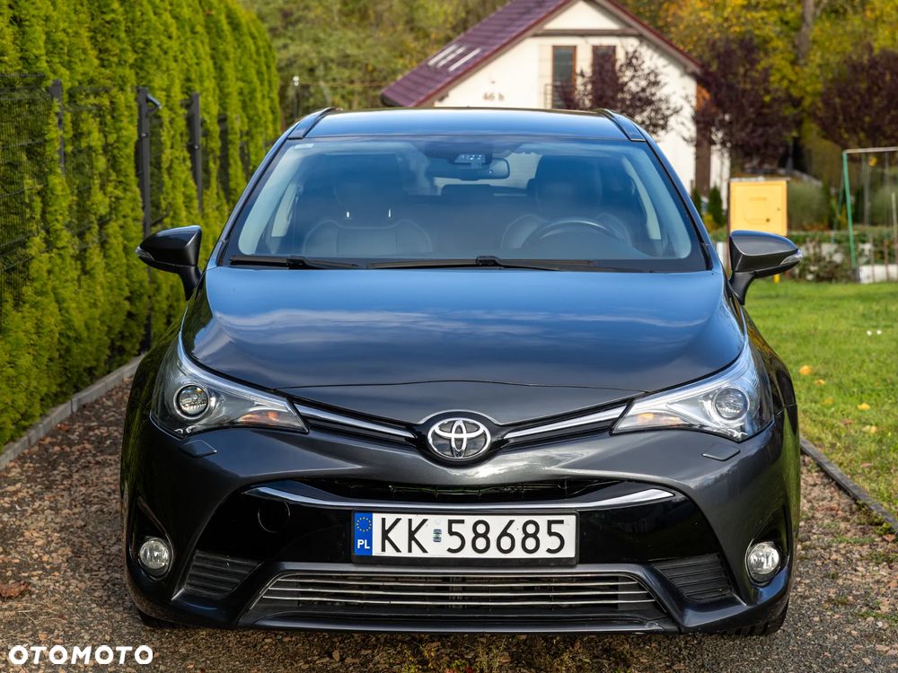 Toyota Avensis 1.8 Prestige - 4