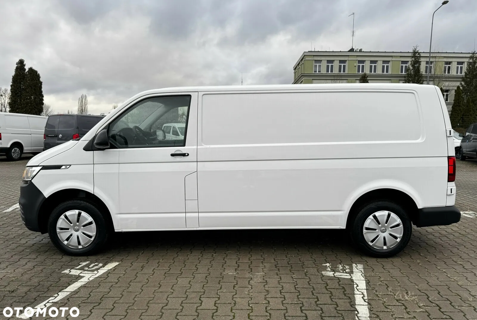 Volkswagen Transporter - 2